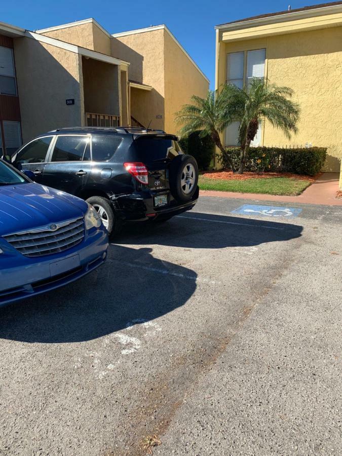 Sienna Park Apartments Σεϊρασότα Εξωτερικό φωτογραφία